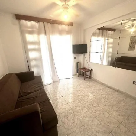Primavera Heated Swimming Pool Apartment *